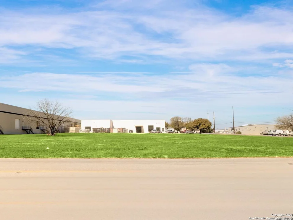 Unit for sale at 995 Isom, San Antonio, TX 78216