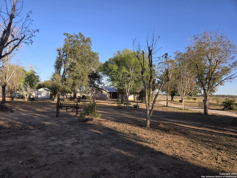 Unit for sale at 14638 FM 472, Bigfoot, TX 78002