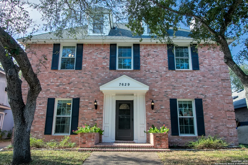 Unit for sale at 7629 Stony Brook Dr, Corpus Christi, TX 78413