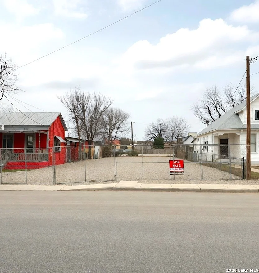 Unit for sale at 309 Montana, San Antonio, TX 78203