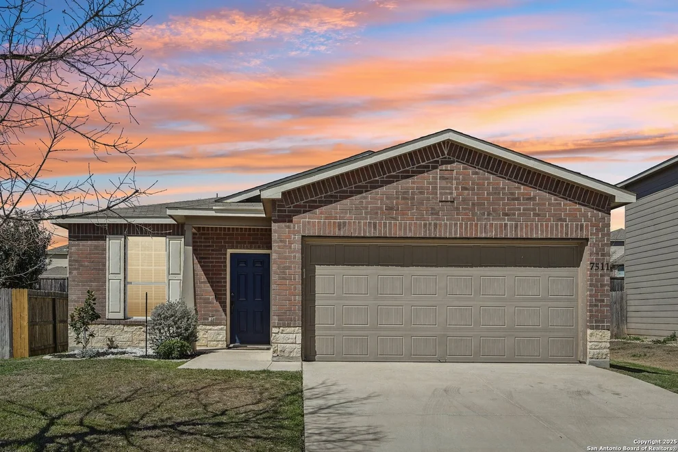 Unit for sale at 7511 Camino Mnr, Boerne, TX 78015