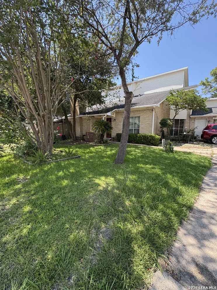 Unit for sale at 2926 Misty Park Dr, Houston, TX 77082