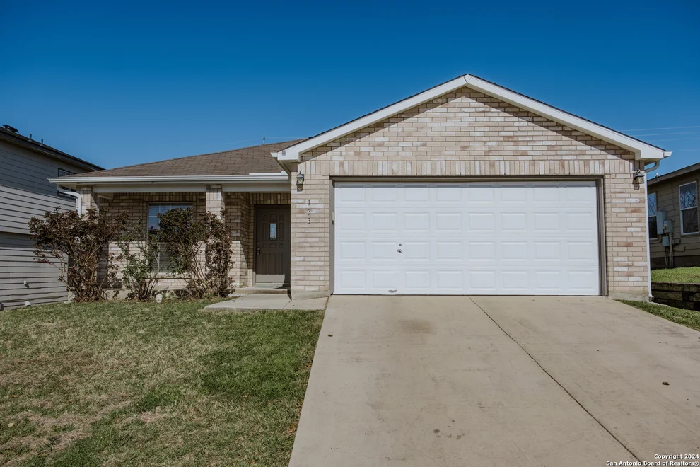 Unit for sale at 133 Blue Willow, Cibolo, TX 78108