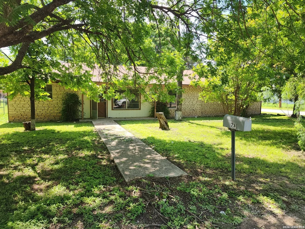 Unit for sale at 235 N 12TH ST, Junction, TX 76849