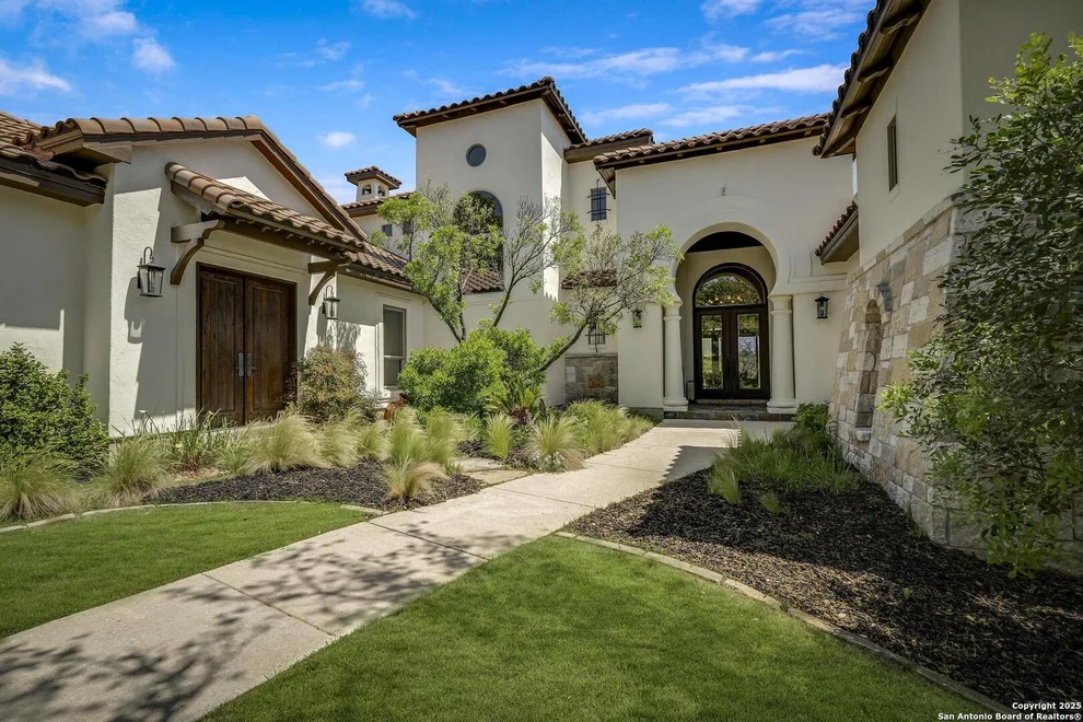 Unit for sale at 307 Augusta, Boerne, TX 78006