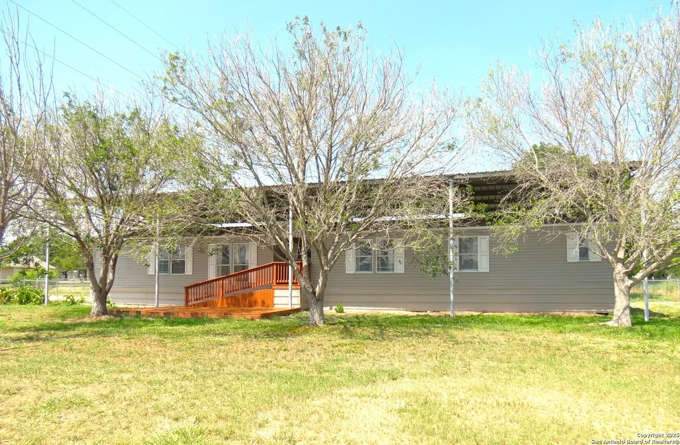 Unit for sale at 506 Willow, Jourdanton, TX 78026
