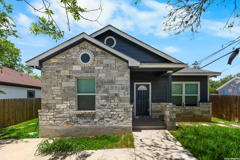 Unit for sale at 479 Corliss, San Antonio, TX 78220