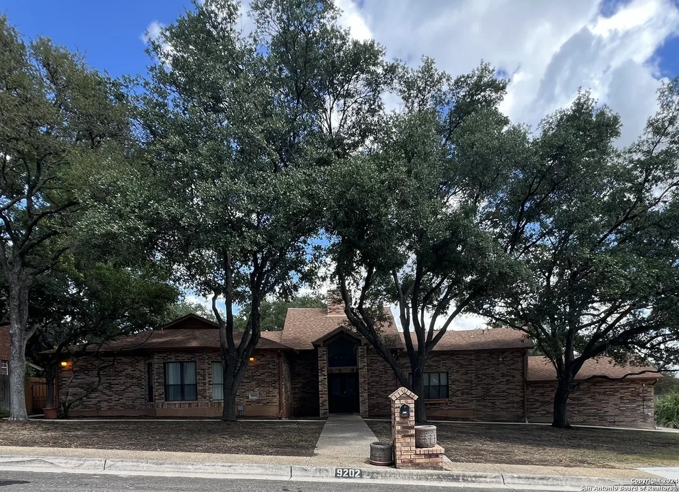 Unit for sale at 9202 warriors creek, San Antonio, TX 78230