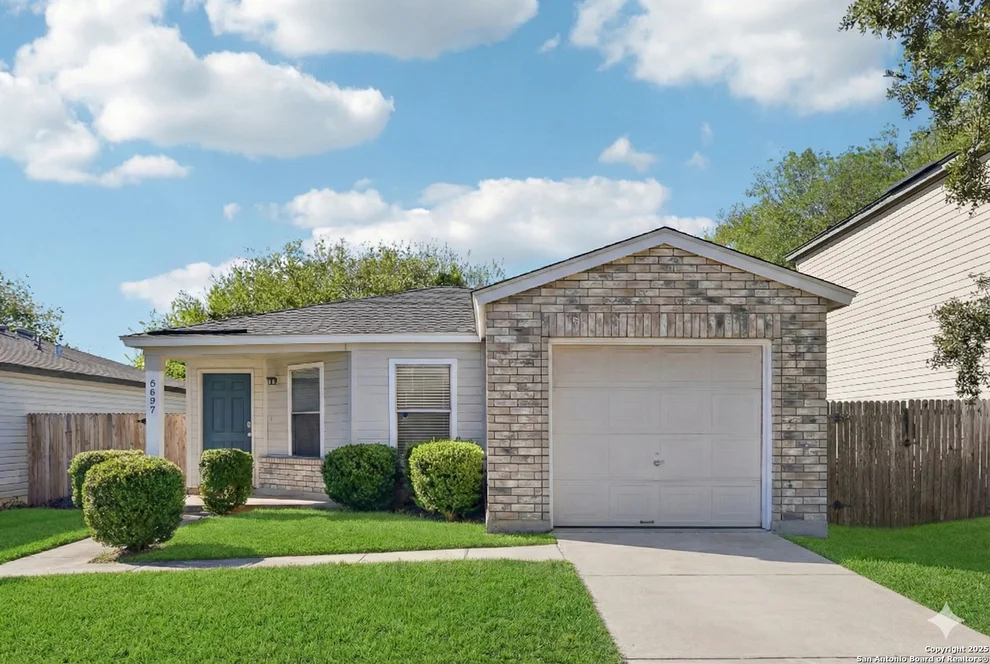 Unit for sale at 3627 Cameron, San Antonio, TX 78244