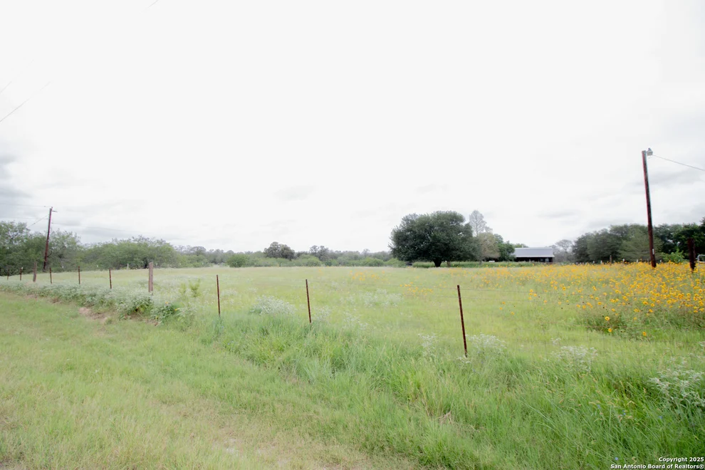Unit for sale at 115 Santa Gertrudis, Sutherland Springs, TX 78161