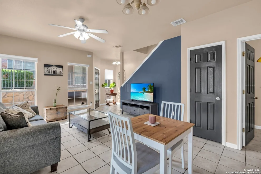 Unit for sale at 50 Chapel Hill Circle, San Antonio, TX 78240