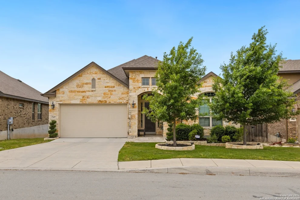 Unit for sale at 27437 Camellia Trce, Boerne, TX 78015