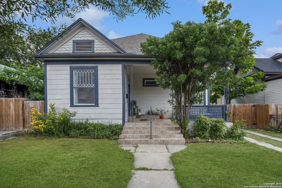 Unit for sale at 509 W Mistletoe Ave, San Antonio, TX 78212