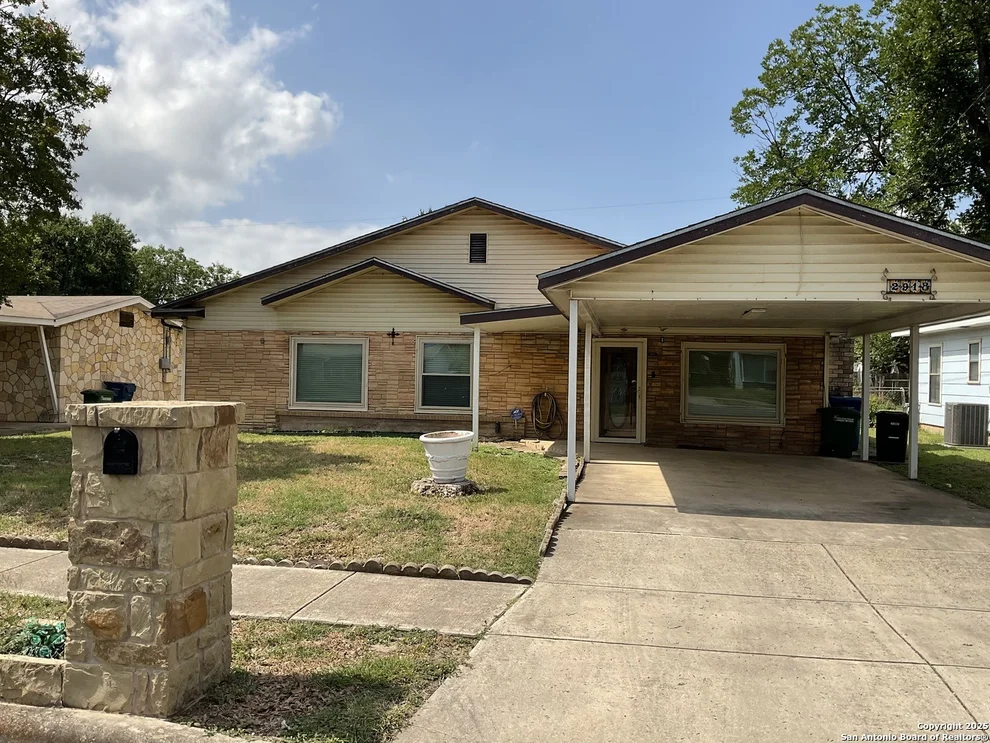 Unit for sale at 2918 Hatton, San Antonio, TX 78237