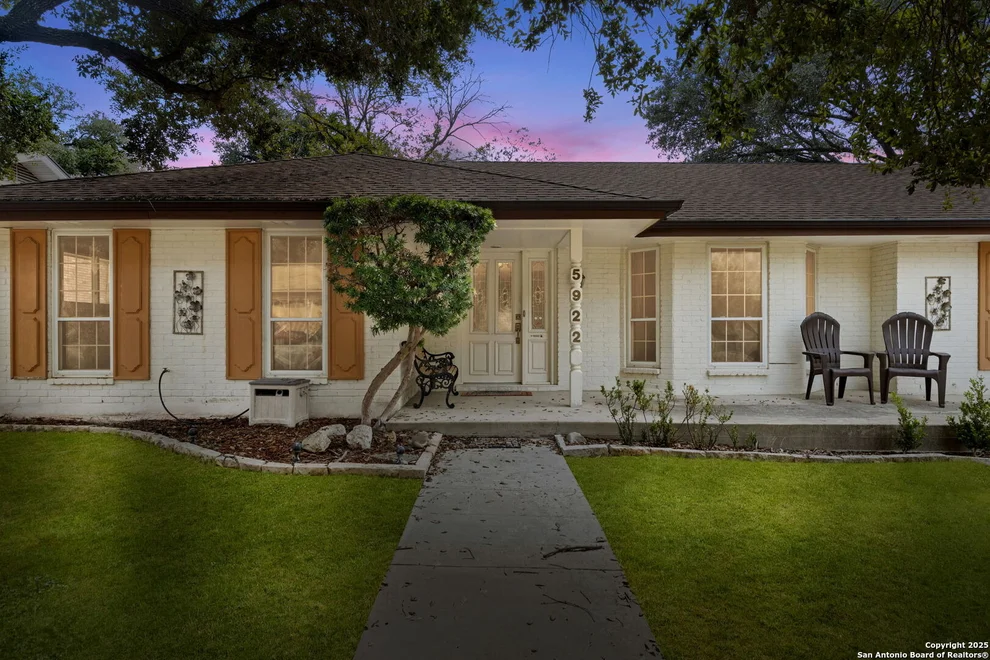 Unit for sale at 5922 Windhaven, Windcrest, TX 78239