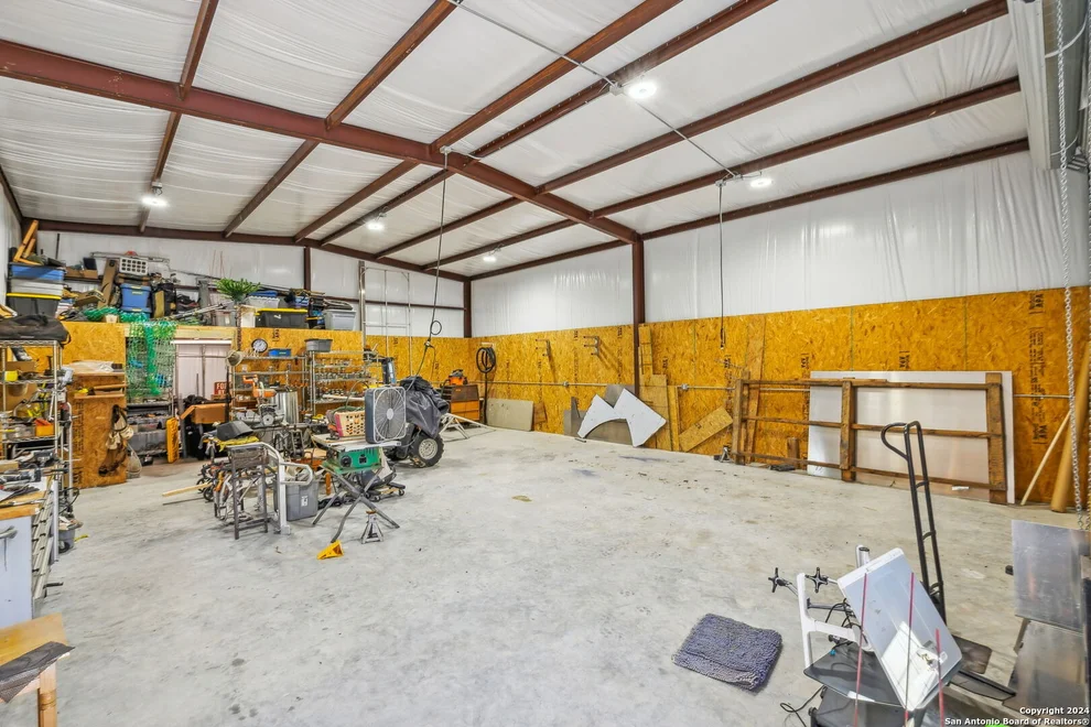 Unit for sale at 308 Stage Coach, La Vernia, TX 78121