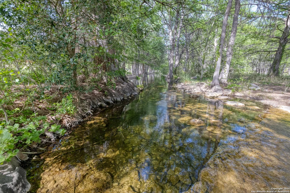 Unit for sale at 6501 N US Highway 83, Leakey, TX 78873