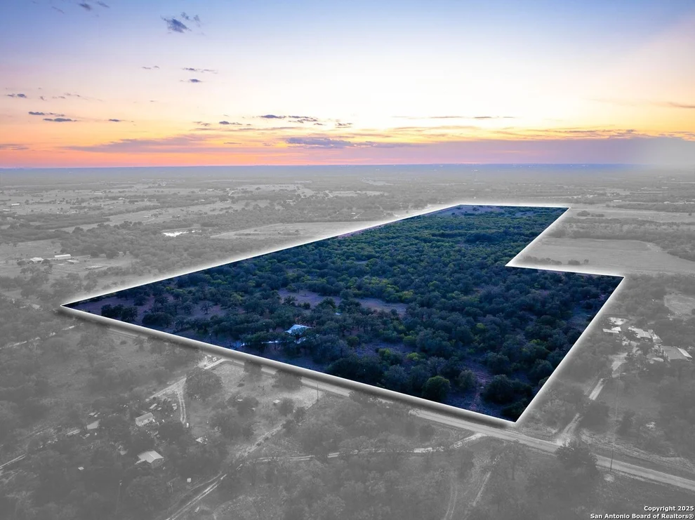 Unit for sale at 580 Rangeland Rd, Seguin, TX 78155