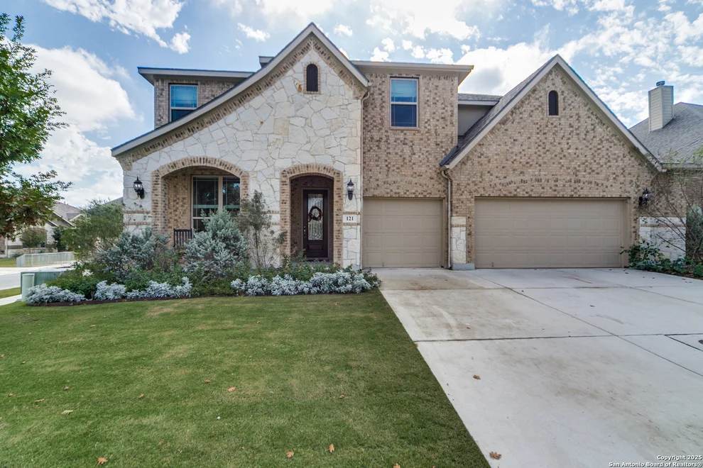 Unit for sale at 121 Stablewood Ct, Boerne, TX 78006