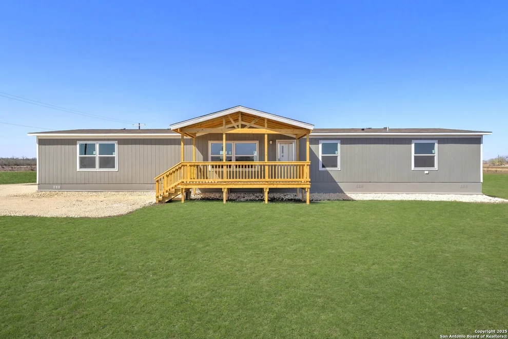 Unit for sale at 340 County Road 325, Jourdanton, TX 78069