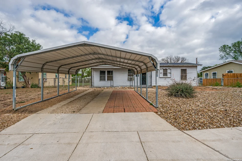 Unit for sale at 119 Glamis Ave, San Antonio, TX 78223