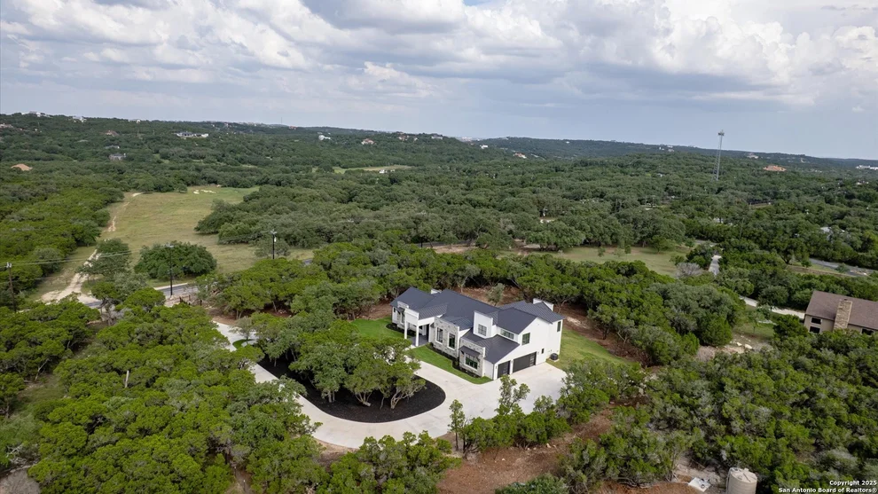 Unit for sale at 22327 Scenic Loop Rd, San Antonio, TX 78255