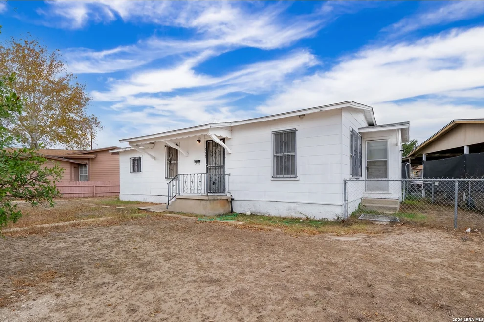 Unit for sale at 227 Southway Dr, San Antonio, TX 78225