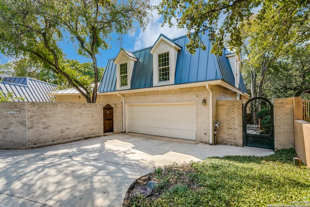 Unit for sale at 13719 BLUFF VILLAS CT, San Antonio, TX 78216