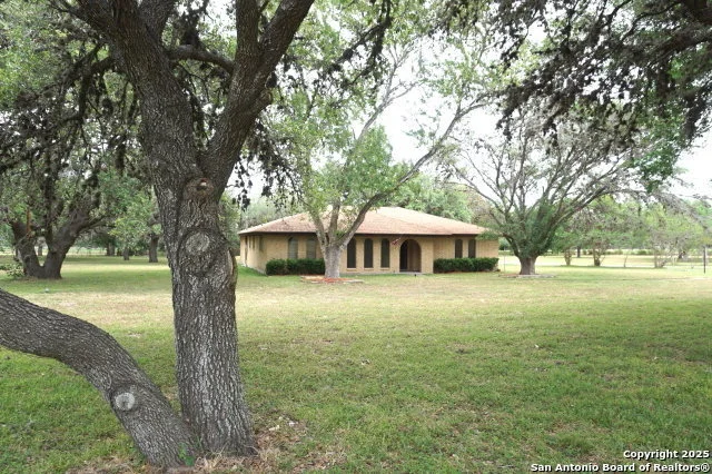 Unit for sale at 1160 FM 2824, Beeville, TX 78102