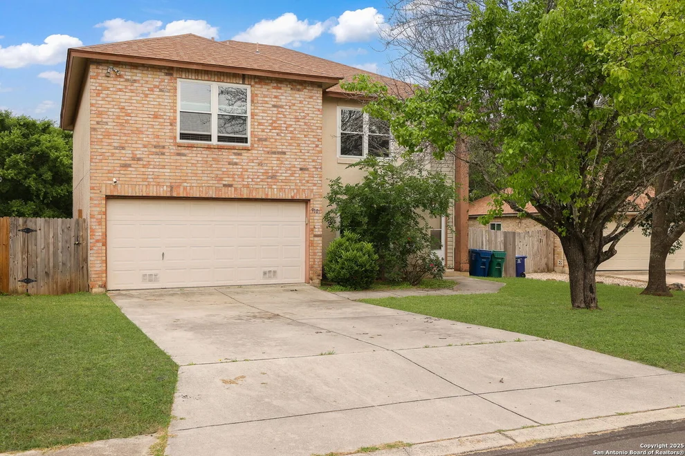 Unit for sale at 9107 Gambier Dr, San Antonio, TX 78250