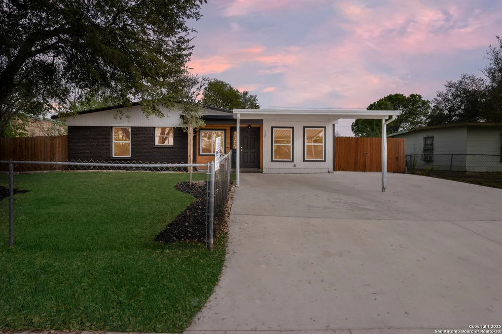 Unit for sale at 122 Dumont, San Antonio, TX 78227