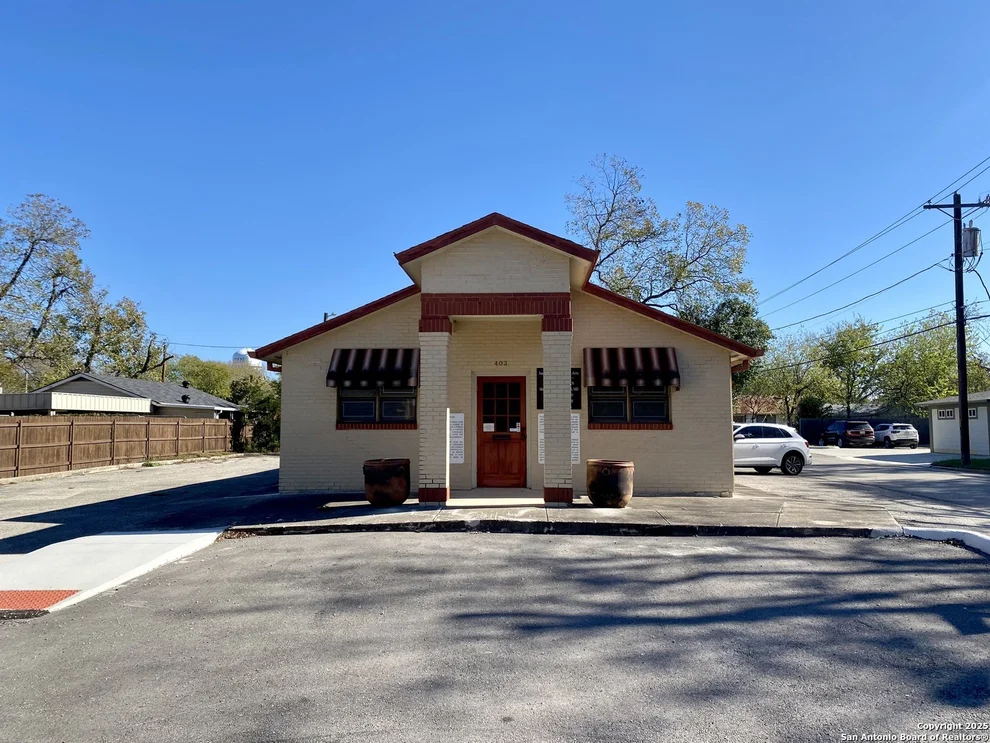 Unit for sale at 403 N Milam, Seguin, TX 78155