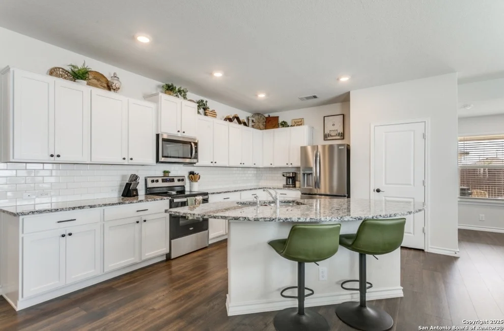 Unit for sale at 126 Texoma, Cibolo, TX 78108