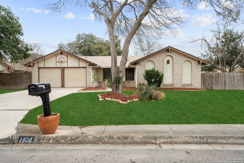 Unit for sale at 1606 forest spring, San Antonio, TX 78232