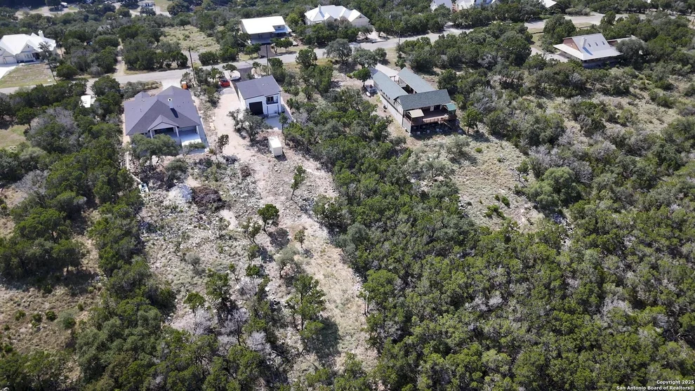 Unit for sale at 2601 Summit Dr, New Braunfels, TX 78132