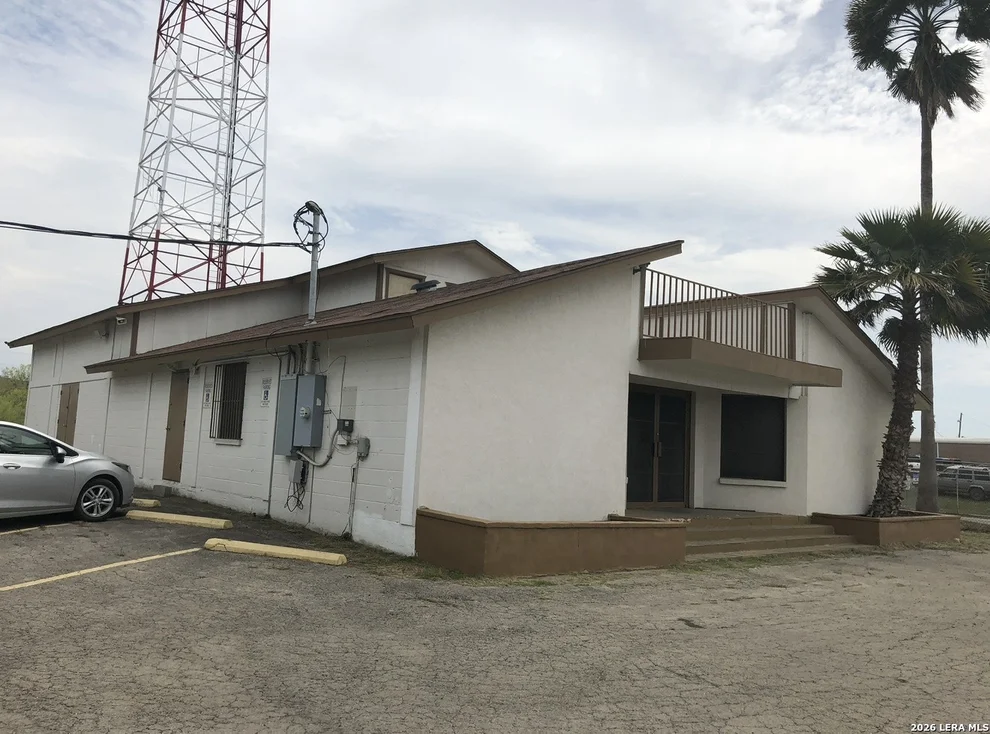 Unit for sale at 2290 N Veterans, Eagle Pass, TX 78852