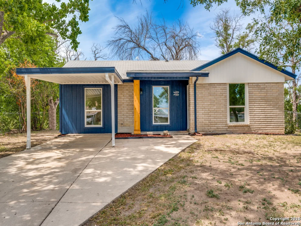Unit for sale at 203 Lynhaven, San Antonio, TX 78220