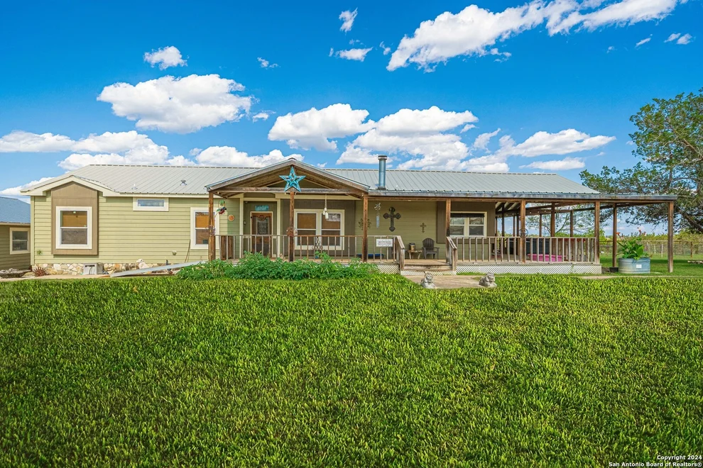 Unit for sale at 1665 english hollow, Bandera, TX 78003