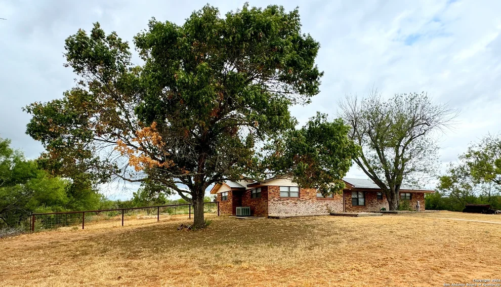 Unit for sale at 485 W FM 462, Moore, TX 78052