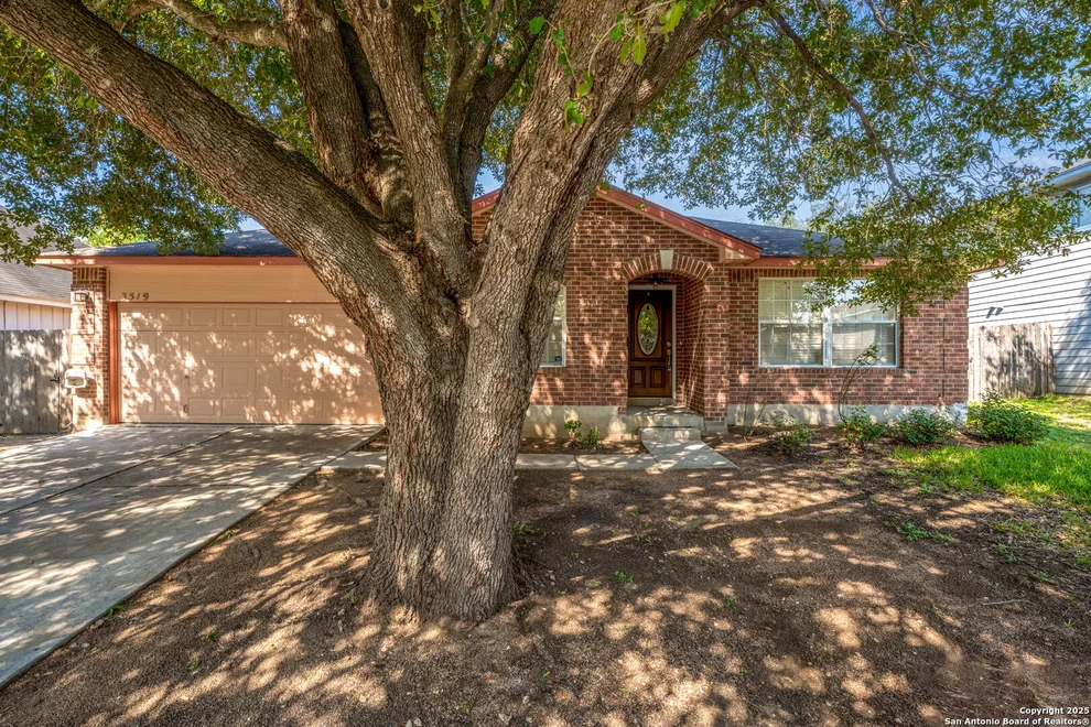 Unit for sale at 3519 Eagle, San Antonio, TX 78222