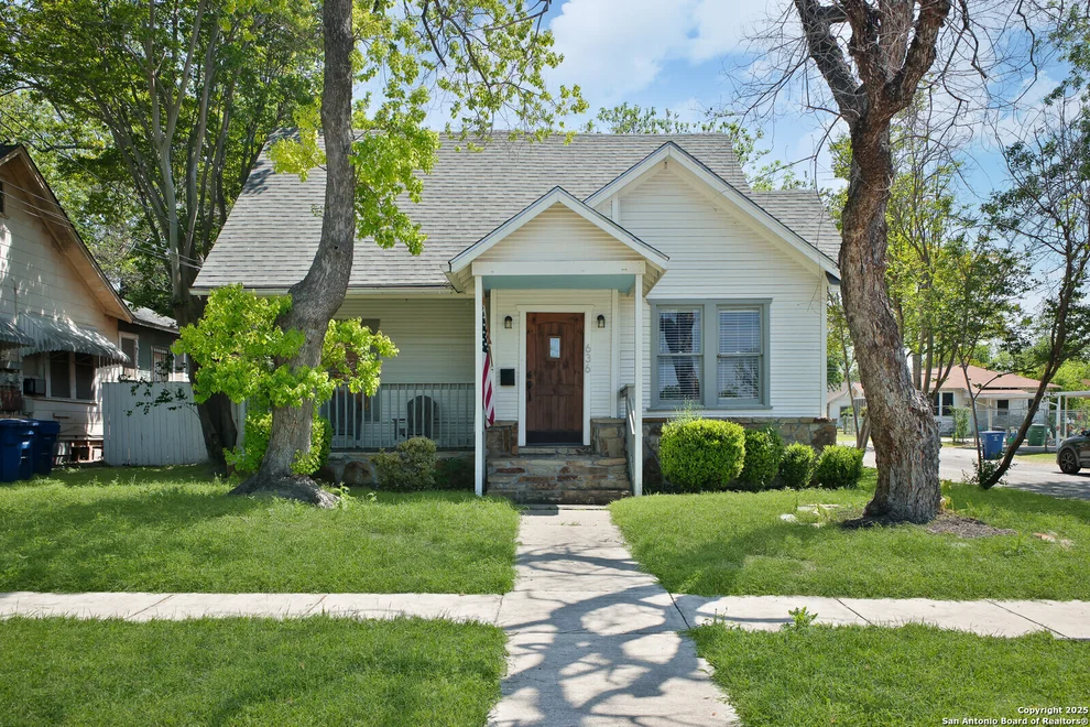 Unit for sale at 636 W Hollywood Ave., San Antonio, TX 78212