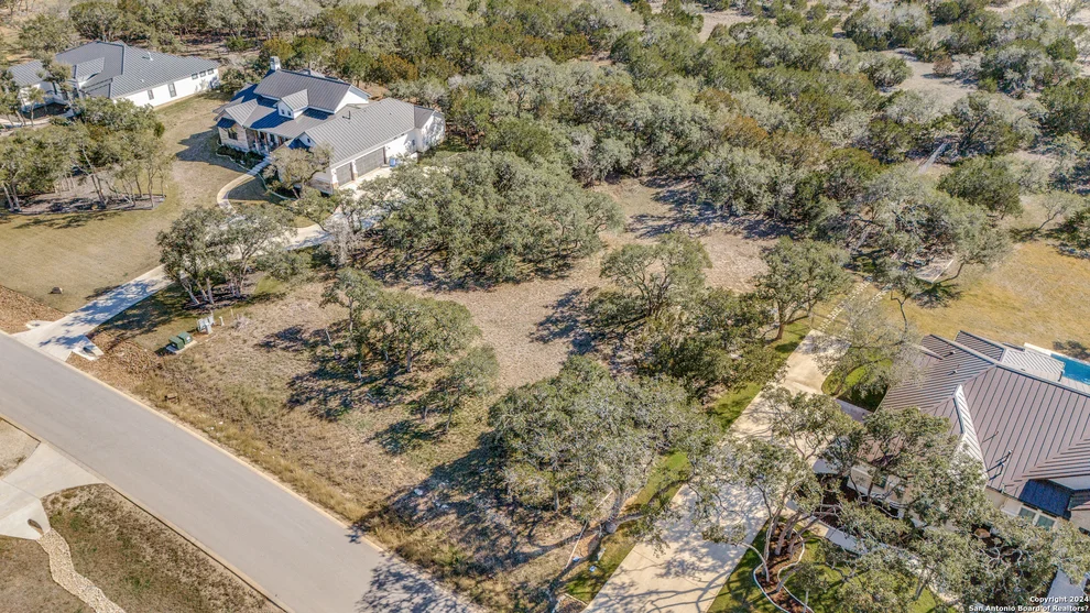 Unit for sale at 983 BELLE OAKS BLVD, Bulverde, TX 78163