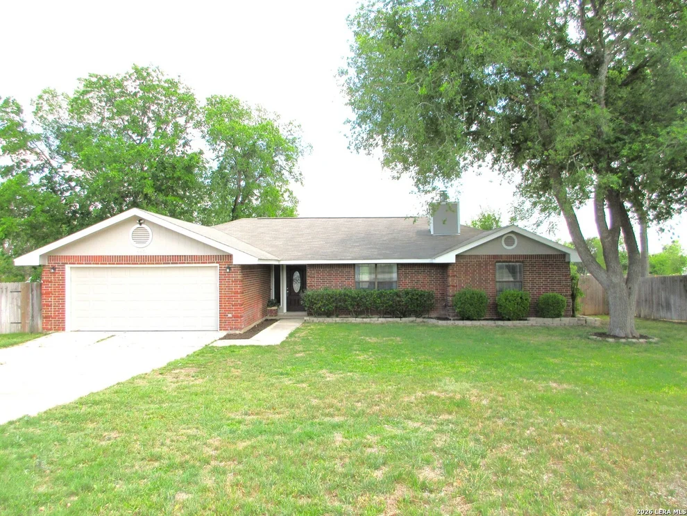 Unit for sale at 665 CENTER ST, New Braunfels, TX 78130