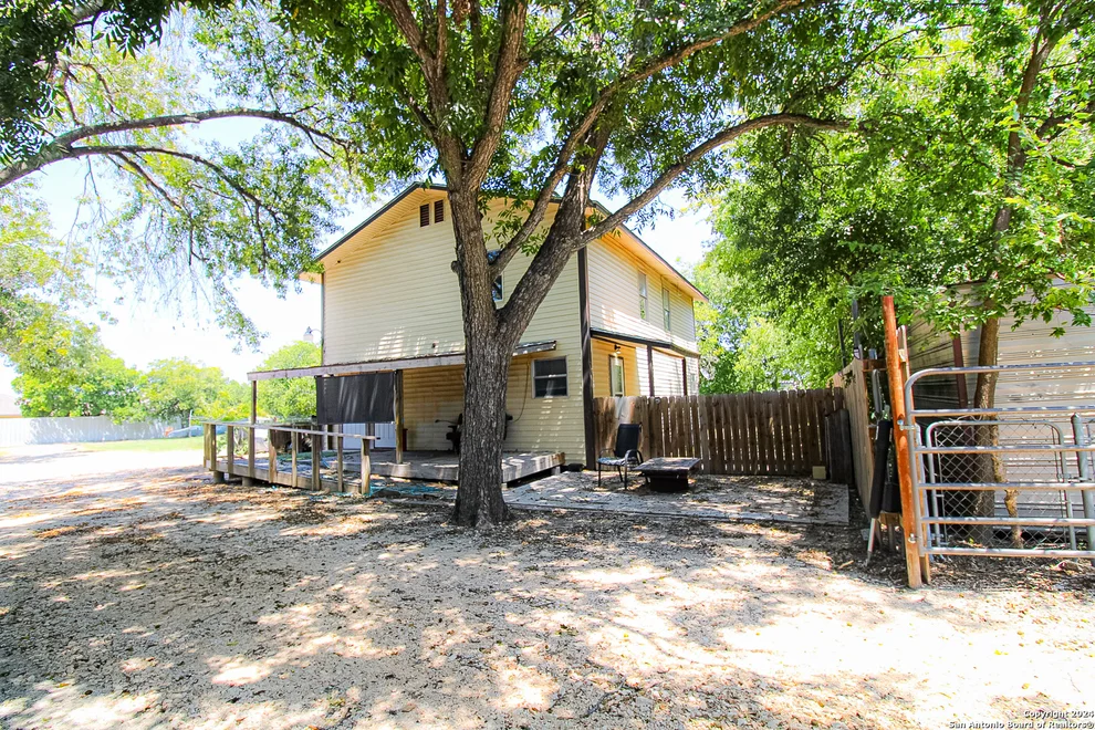 Unit for sale at 1124#B E KINGSBURY ST, Seguin, TX 78155
