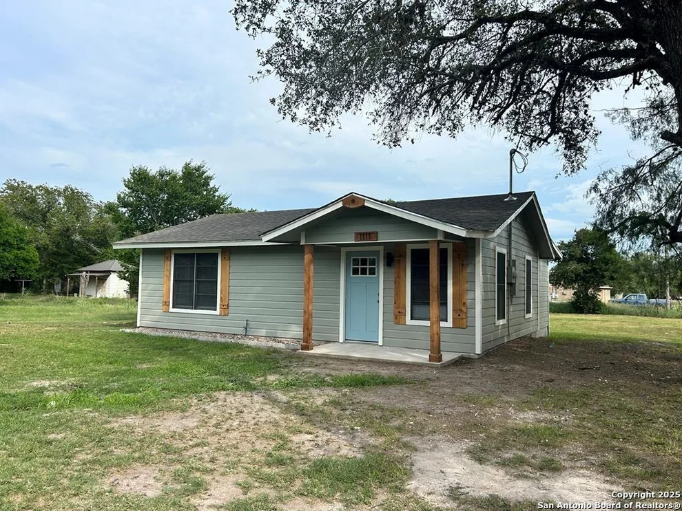 Unit for sale at 1111 W Fannin St., Beeville, TX 78102
