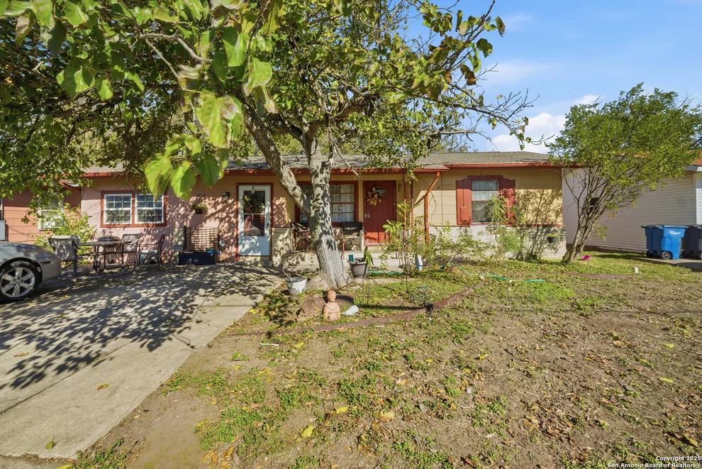 Unit for sale at 235 Meadow, New Braunfels, TX 78130