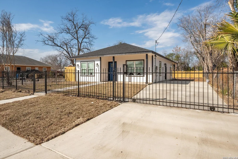 Unit for sale at 531 Sunglo, San Antonio, TX 78221
