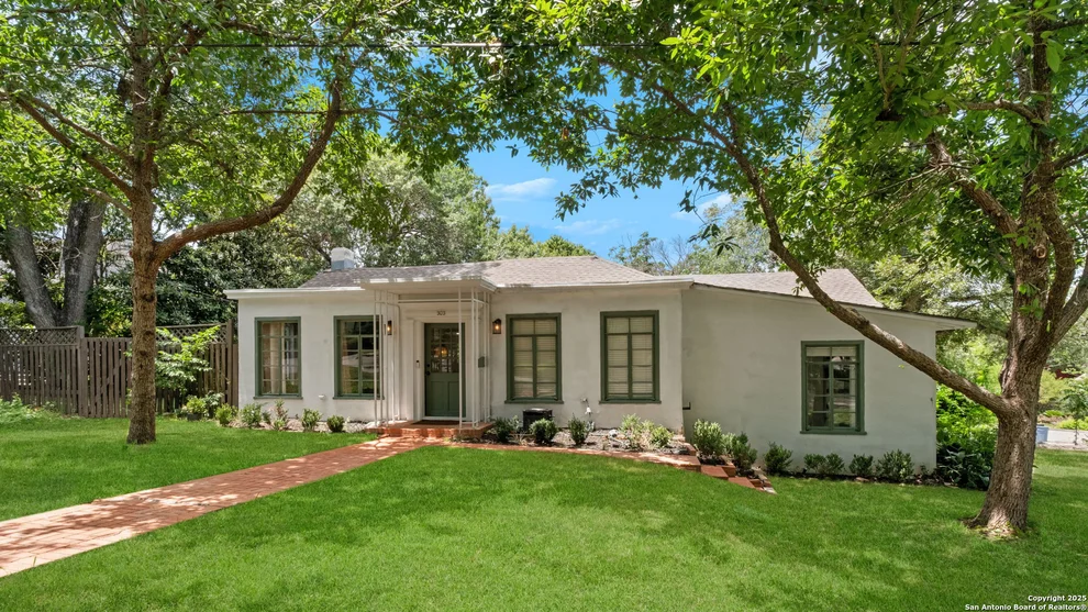 Unit for sale at 303 Harrison, Alamo Heights, TX 78209