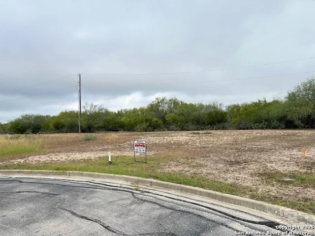 Unit for sale at 2209 Vista Bonita, Three Rivers, TX 78071