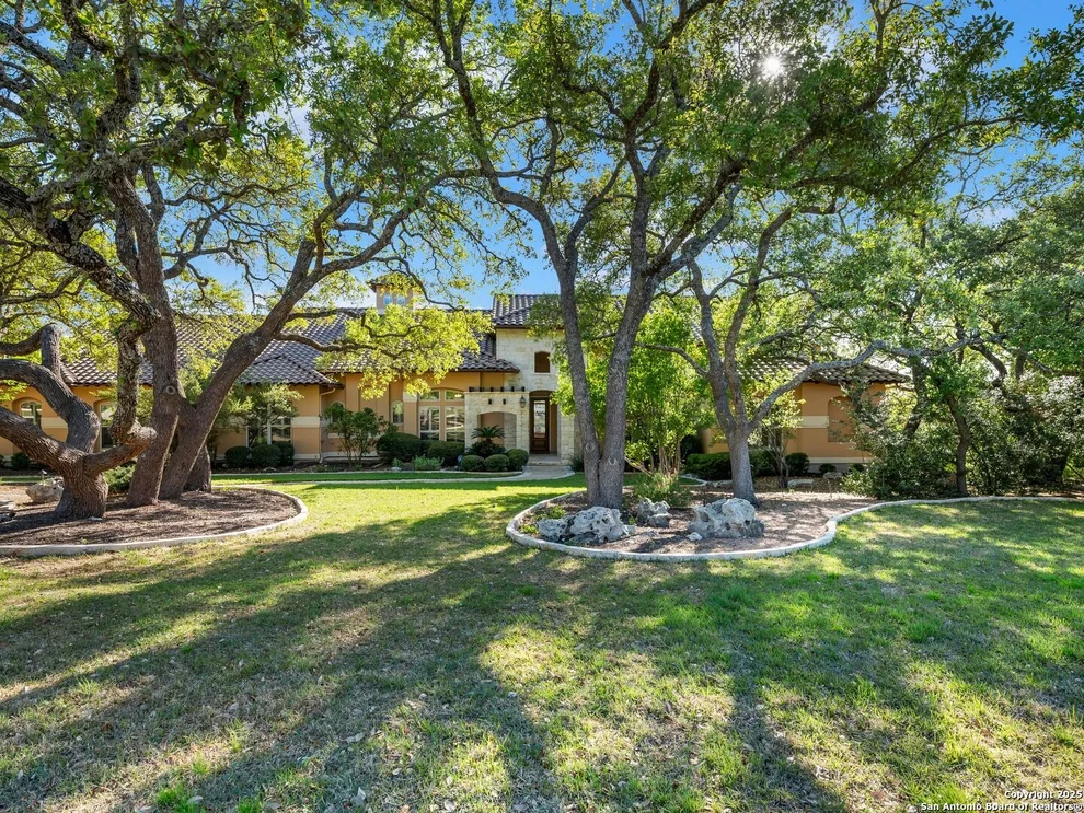Unit for sale at 24 Champions Way, San Antonio, TX 78258